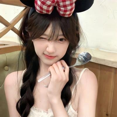 阳光灿烂的女人