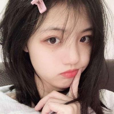 橙色女孩